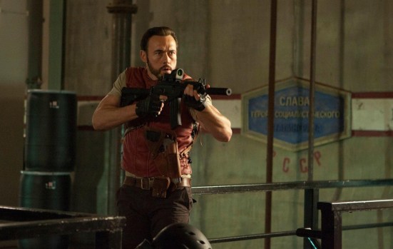Resident-Evil-Retribution-9