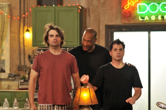 tony-todd-holliston1