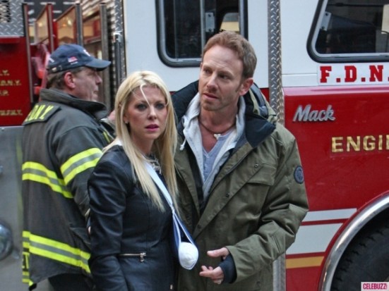 tara-reid-sharknado-set-02242014-01-600x450
